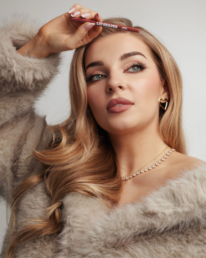 Creion de Buze Nud Nr.03 - Lip Shaper Nr.03 She's Nude - Miyo