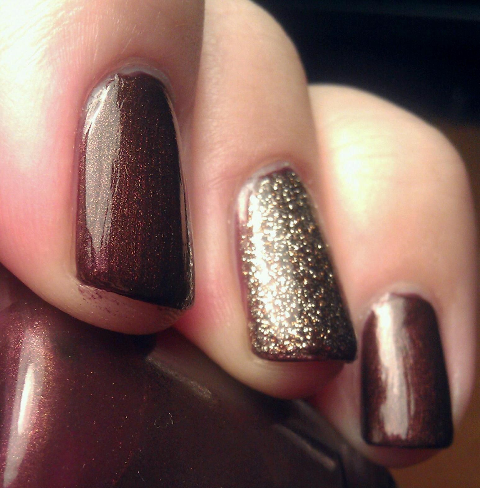 Oja Unghii Profesionala - Nail Polish Metallic Burgundy Nr.381 11ml - PIERRE RENE - HNIcosmetice.ro